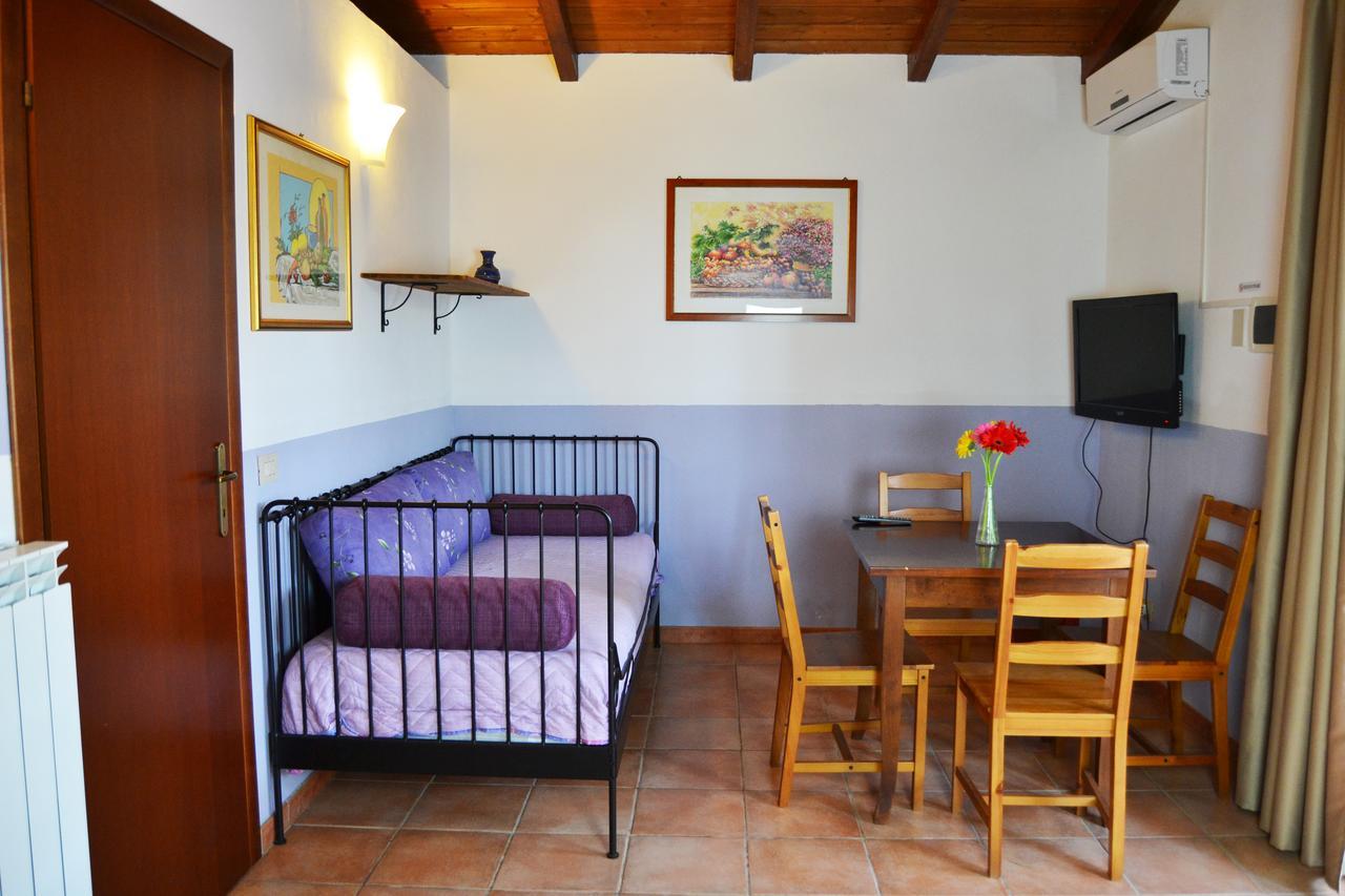 Hôtel Tenuta Gran Paradiso à Palombara Sabina Extérieur photo