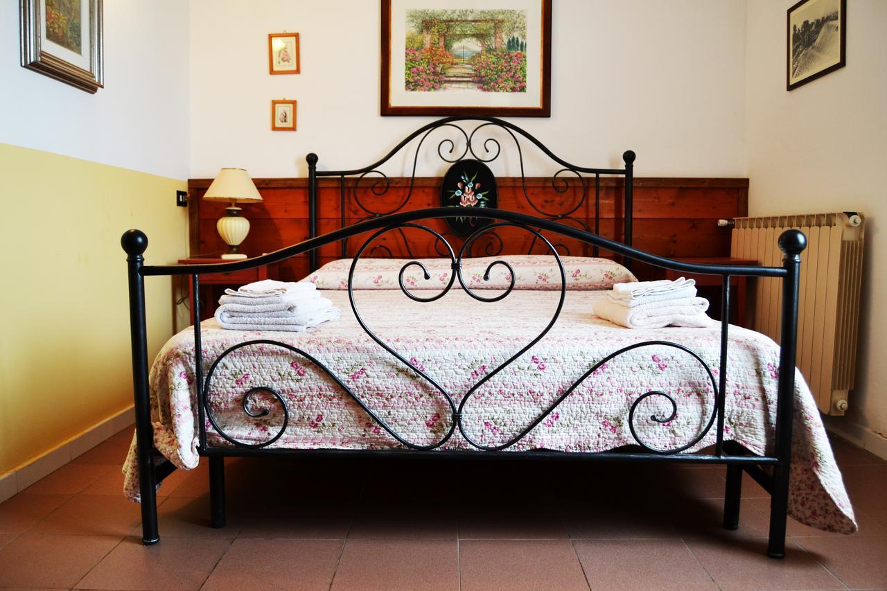 Hôtel Tenuta Gran Paradiso à Palombara Sabina Extérieur photo